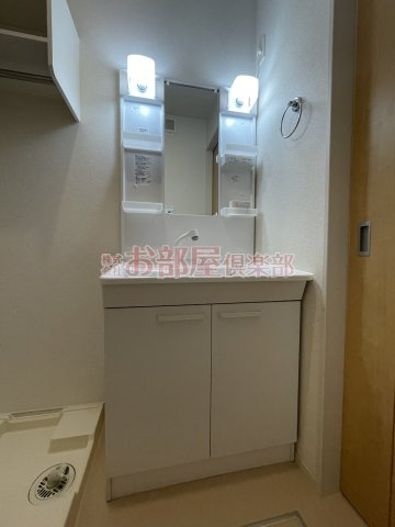 カレントヴィラの洗面所|スペースが確保できる洗面所です