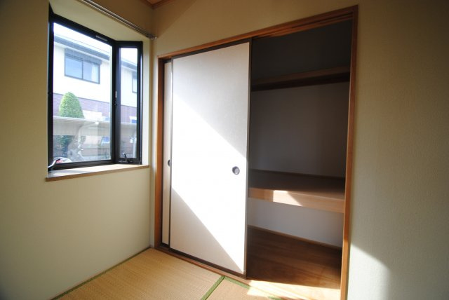 エステート津福の収納