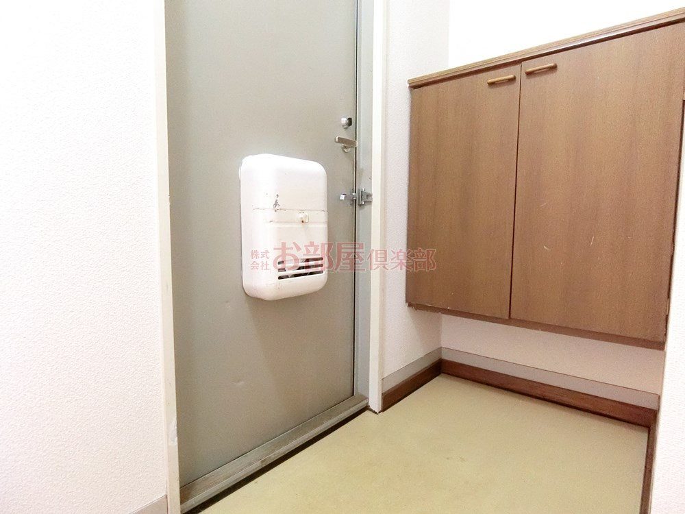 アーバンライフ津福の玄関|シンプルで使いやすい玄関です