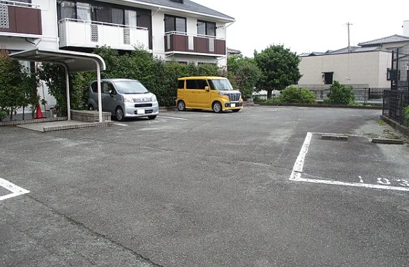 グリーンタウン津留崎の駐車場|駐車場です