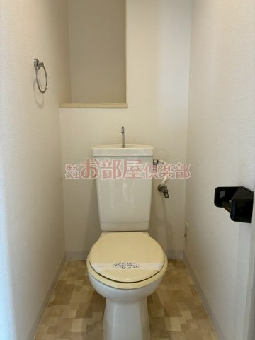 本多ハイツ長門石のトイレ|コンパクトで使いやすいトイレです