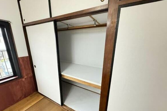 津川アパートの収納
