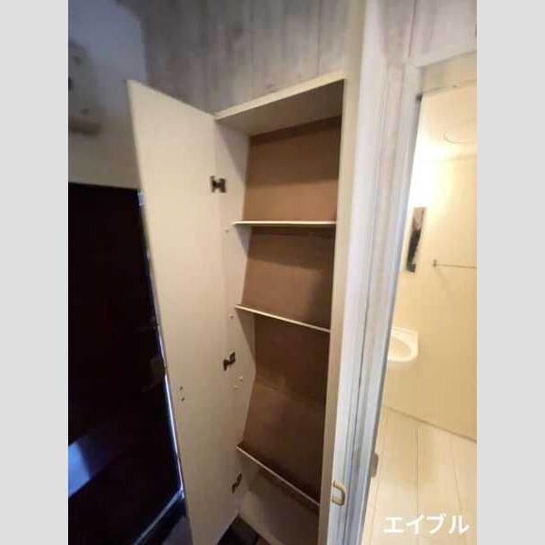 サンライズ京町の収納|大きなスペースがあり、収納には困りません