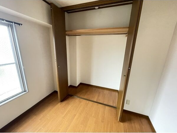 ブルーシャトーの収納