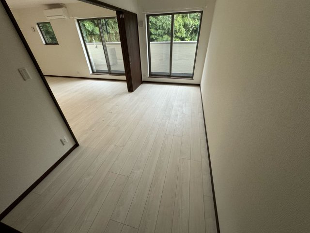プレシャス多々良の洋室