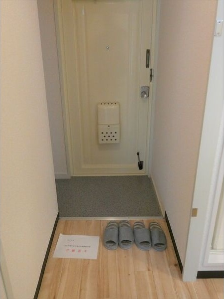 ブルーシャトーの玄関