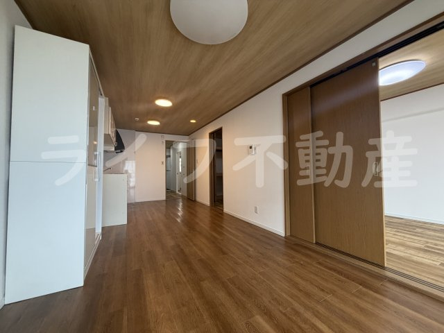 新深江サンハイツの居間・リビング