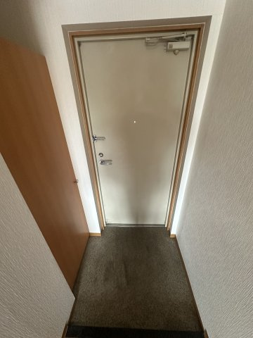 セレニール和合IIIの玄関