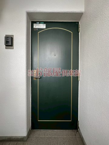 マンションアザレア A棟の玄関|落ち着いた玄関です