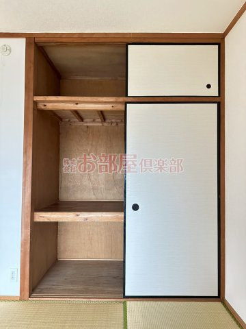 マンションアザレア A棟の収納|便利な収納スペースです