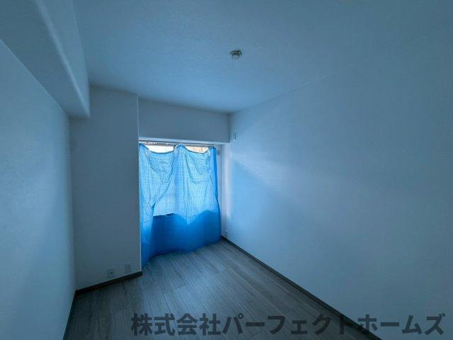 香里ヶ丘ガーデンハイツⅠの洋室|明るい洋室です