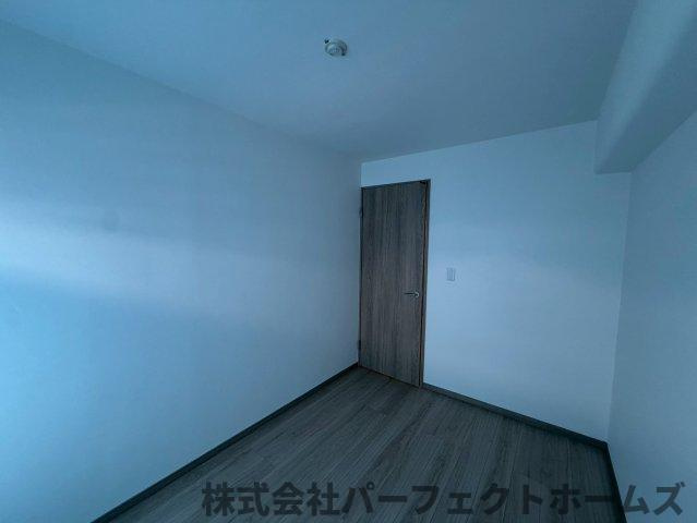 香里ヶ丘ガーデンハイツⅠの洋室|落ち着いた色調の洋室です