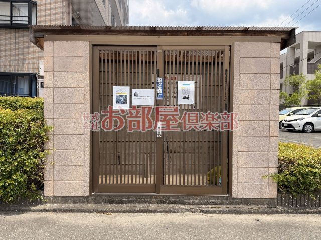 パークサイド小島のその他共用部分|落ち着いた雰囲気の外観です