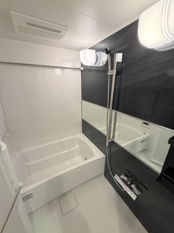 La Perla JiyugaokaⅡの浴室