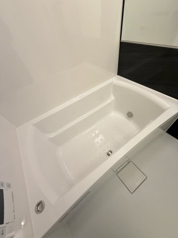 La Perla JiyugaokaⅡの浴室