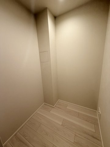 La Perla JiyugaokaⅡの玄関
