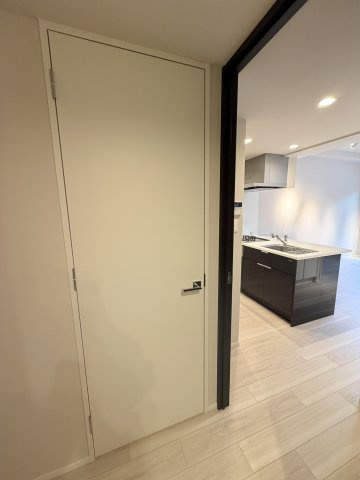 La Perla JiyugaokaⅡの居間・リビング