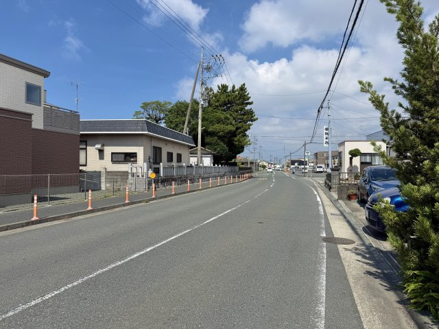 中央区神田町の前面道路含む現地写真|全面道路を東から西向きに撮影しました。