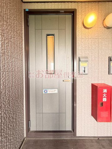 シャンティ小森野　A棟の玄関|きれいな玄関です