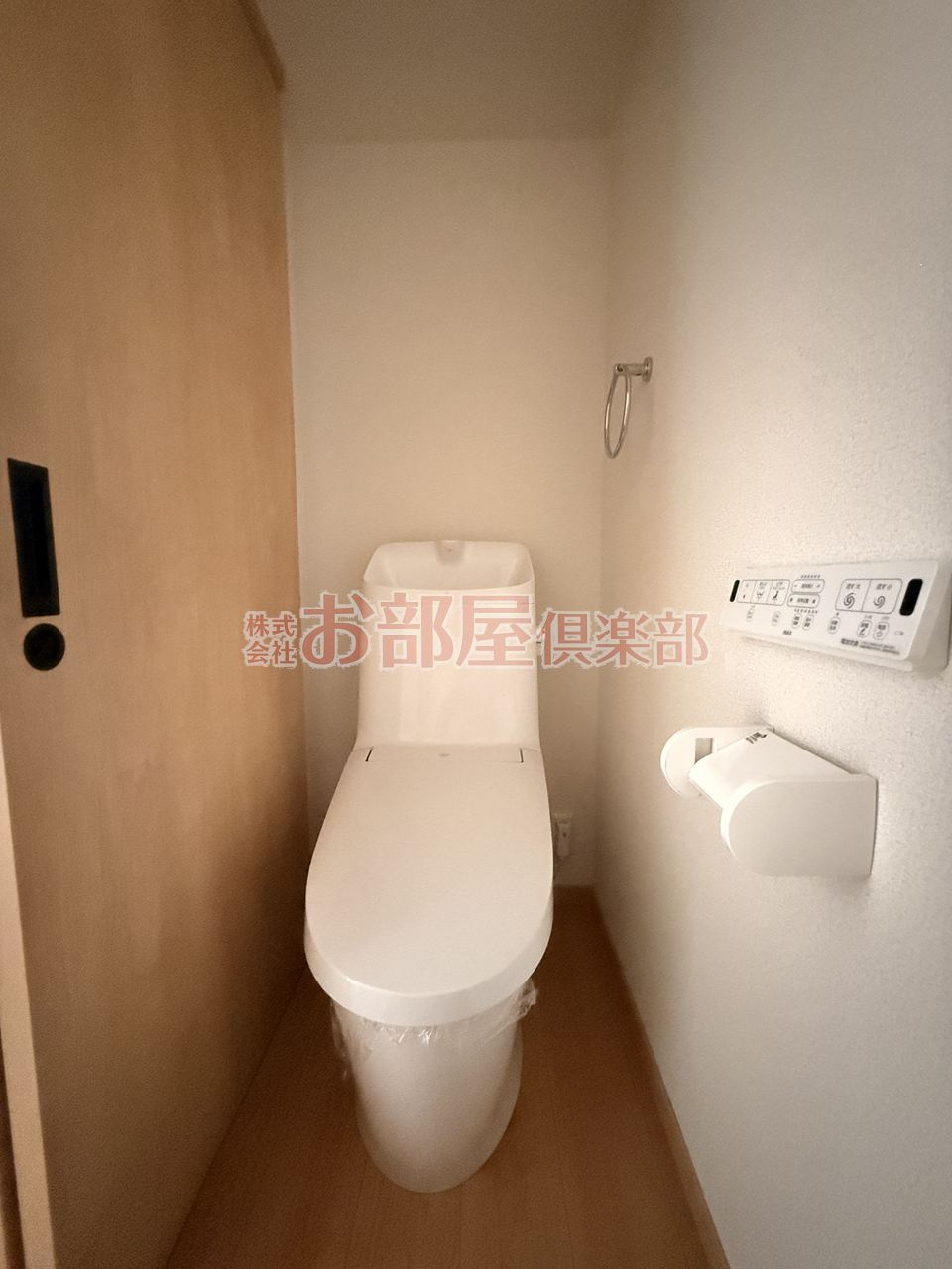 FLOW津福駅前のトイレ|コンパクトで使いやすいトイレです