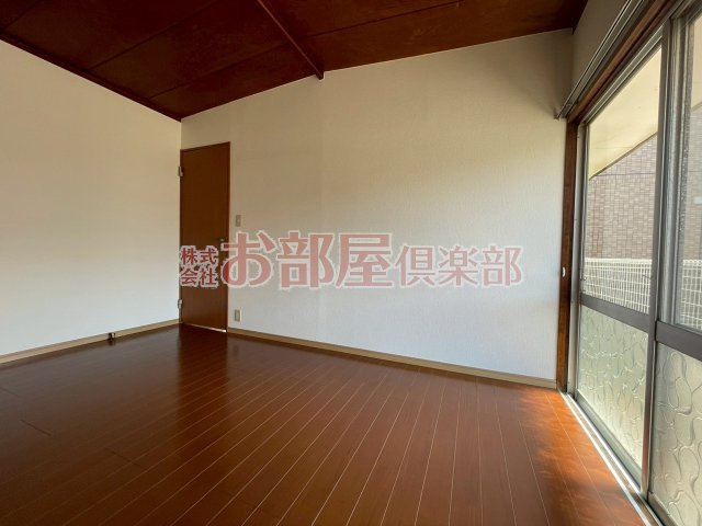 センチュリー合川の洋室