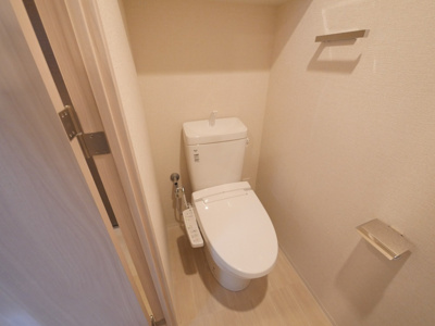【トイレ】 | アーバンパーク御幣島 | 落ち着いた色調のトイレです