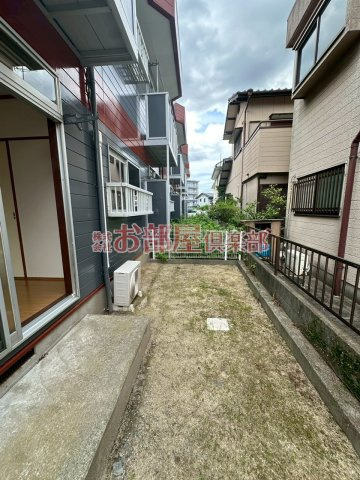 デパートメントアラキの庭
