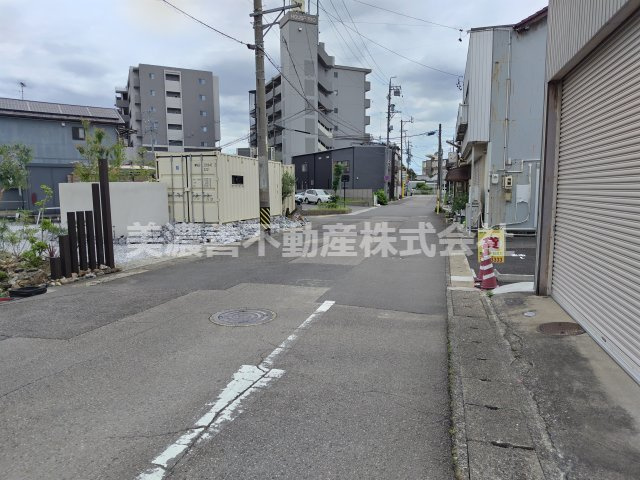 ５７５３９　岐阜市加納新柳町土地の周辺