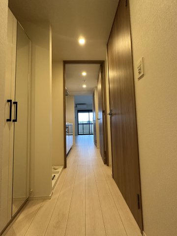 パークアクシス福岡県庁前の玄関