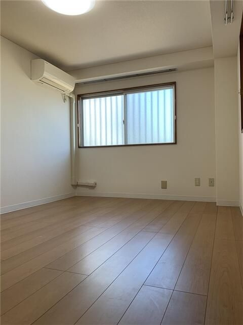 大芝台ハイツの寝室