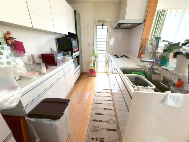 【キッチン】 | 伊達郡川俣町字新中町　駐車５台以上可能　4LDK
