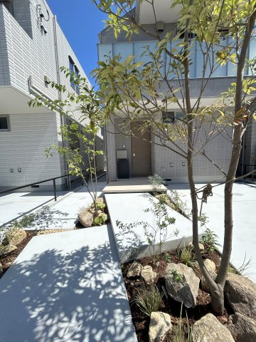 東大泉７丁目戸建てＢの庭