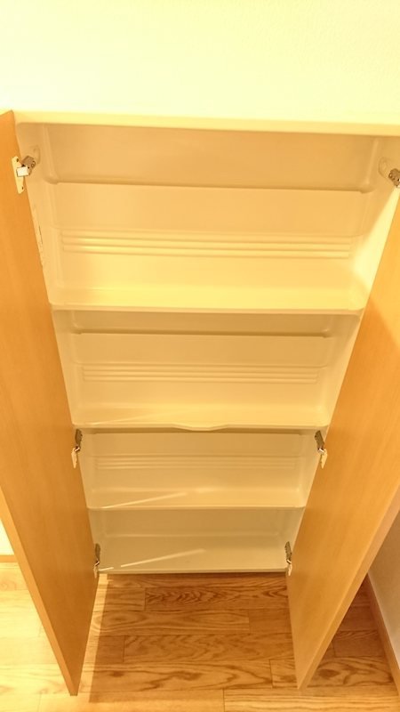 サンヒルズ    の収納