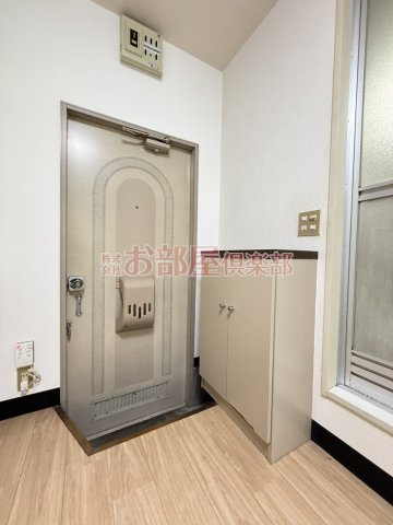 ウッディーハイツの玄関