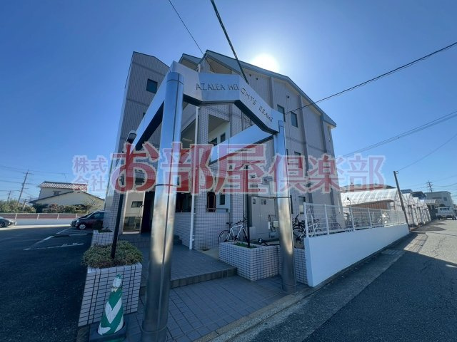 アザレアハイツ江崎のエントランス