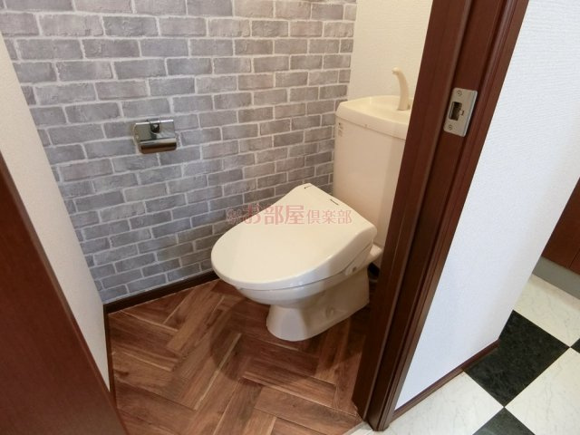 Aレガート久留米大学前 B棟のトイレ|ゆったりとした空間のトイレです
