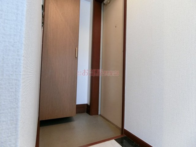 Aレガート久留米大学前 B棟の玄関|シンプルで使いやすい玄関です