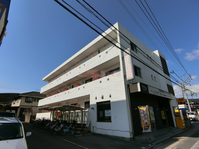 レ・クルールの外観