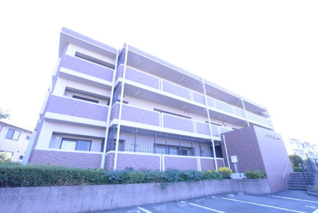 メゾンアンティムの外観