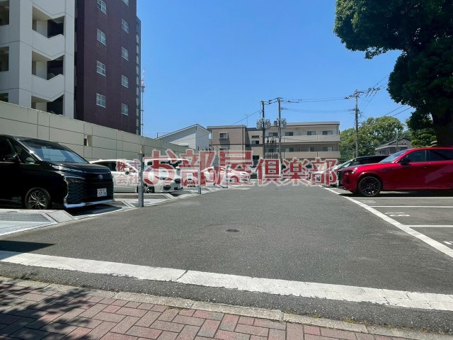 ランドゥール城南の杜の駐車場|駐車場に車を止められます