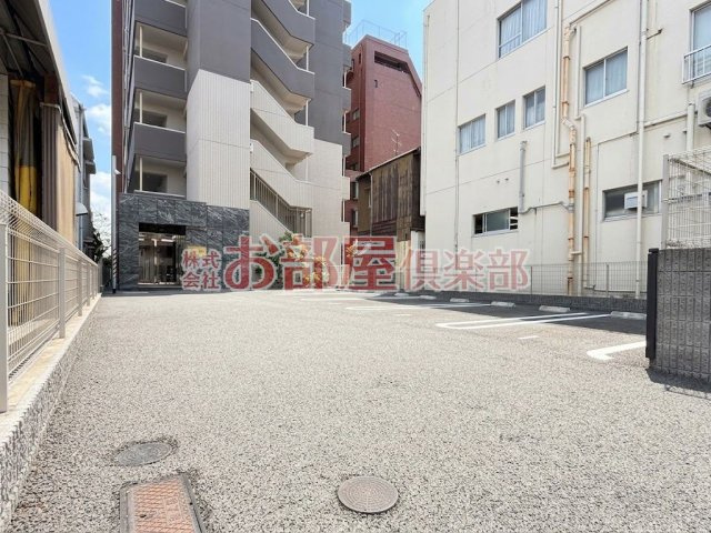 Tiara本町の駐車場|カースペースがあります