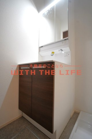 Le cocon江戸屋敷（ルココンエドヤシキ)【キャッシュバック対象物件】の独立洗面台|同施工会社の類似物件の写真です。
※同シリーズ別物件の写真　※現状優先