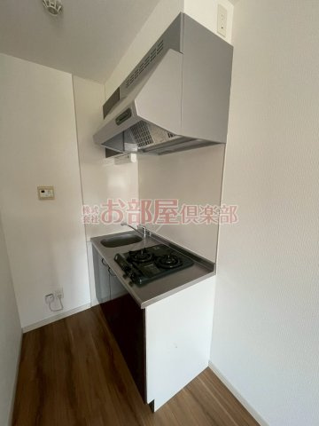 プレイス久留米中央のキッチン|コンパクトなキッチンで掃除もラクラク