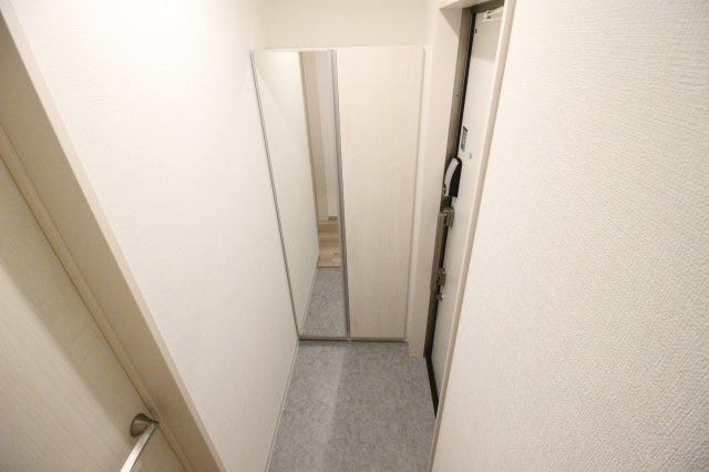 【玄関】