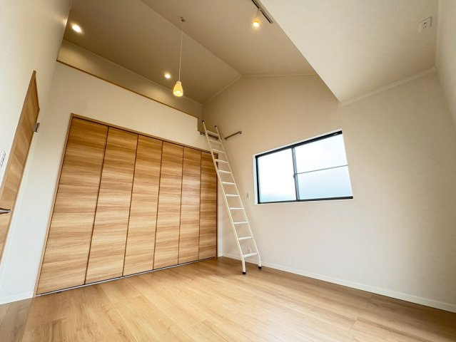 垂水区塩屋北町３丁目　中古戸建の洋室|きれいな洋室です
