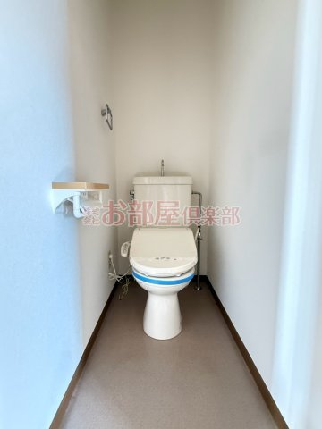 ハイツサンリバーⅤのトイレ|落ち着いたトイレです
