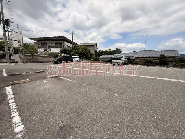 OSANPO上津の駐車場|駐車場があります