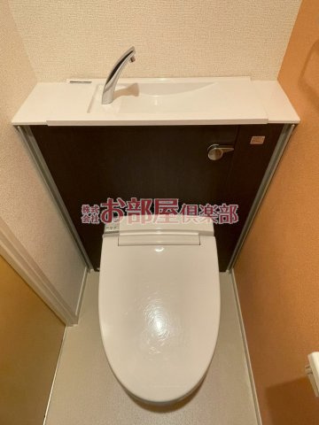 ルミリクスのトイレ|ゆったりとした空間のトイレです