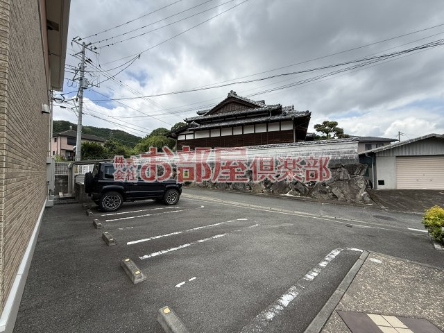 サファイアンエレガンスFの駐車場|駐車場です