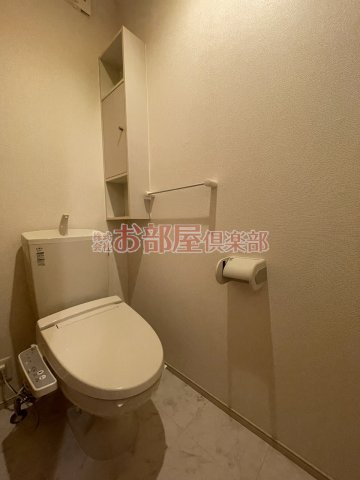 グリーンハイツ鷹取Ⅲのトイレ|シンプルで使いやすいトイレです